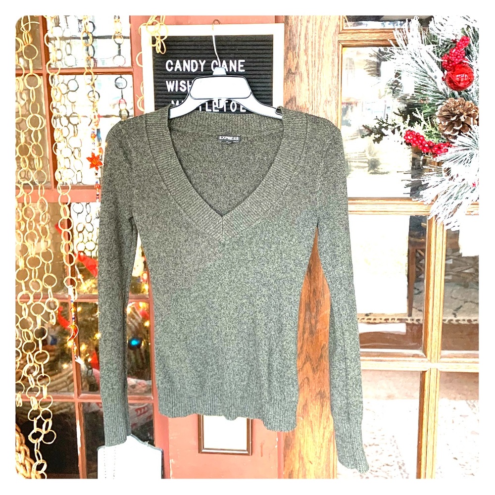 V Neck sweater